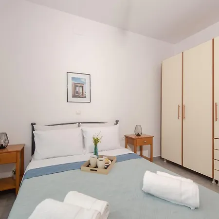 別荘 Koukounaria House Drakas